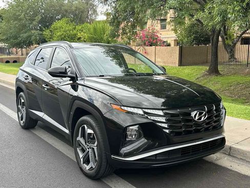 Used 2023 Hyundai Tucson SEL w/ Convenience Package AWD/4WD image 2