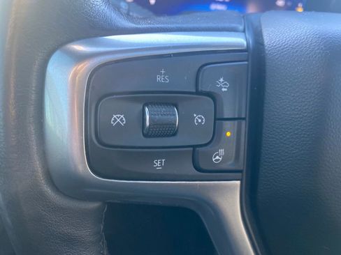 Used 2022 Chevrolet Tahoe Z71 w/ Luxury Package image 19