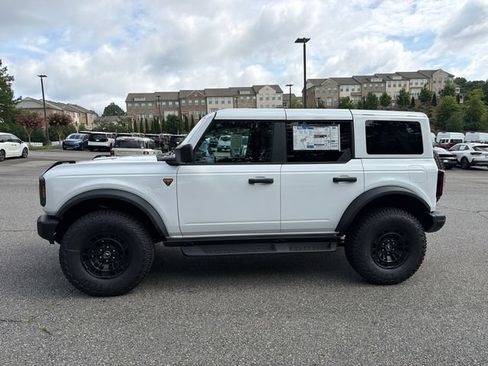 New 2026 Ford Bronco Badlands AWD/4WD image 4