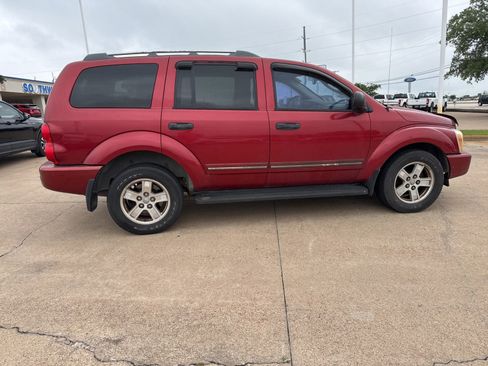 Used 2006 Dodge Durango Limited w/ Trailer Tow Group RWD image 8