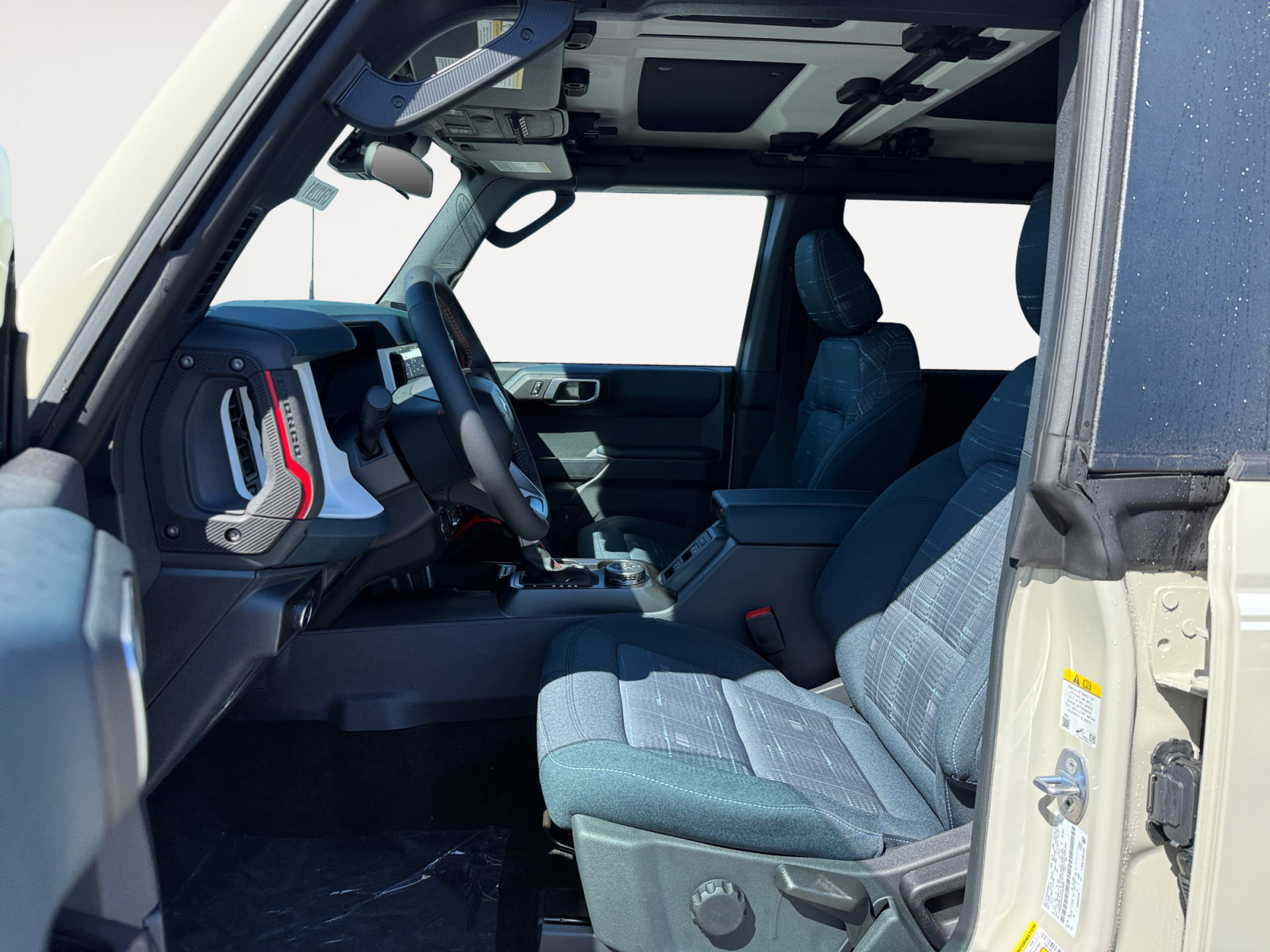 New 2026 Ford Bronco Heritage Edition AWD/4WD image 10