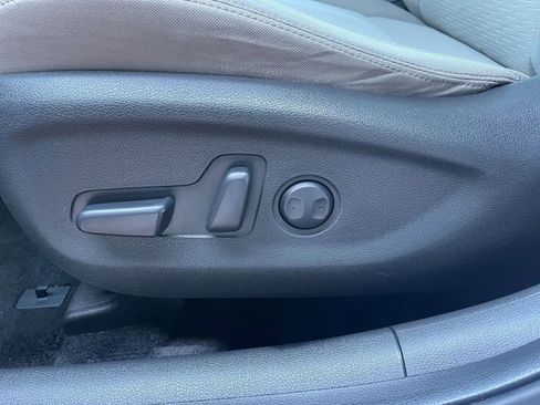 Used 2020 Hyundai Tucson Value w/ Cargo Package image 17