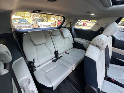 New 2026 Kia Carnival SX image 29