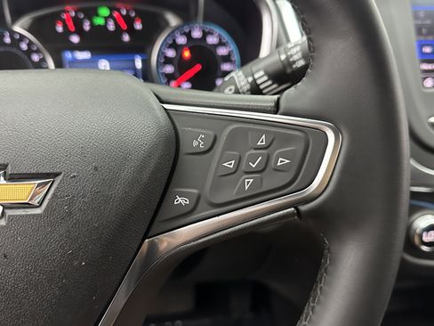 Used 2024 Chevrolet Equinox LT image 21