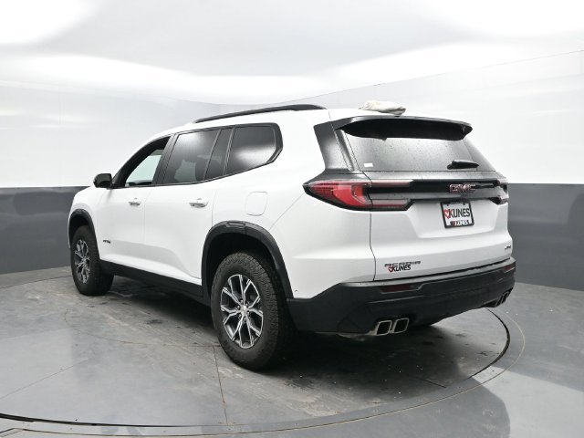 Used 2026 GMC Acadia AT4 w/ Super Cruise Package AWD/4WD image 10