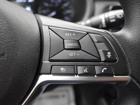 Used 2024 Nissan Kicks SV FWD image 22