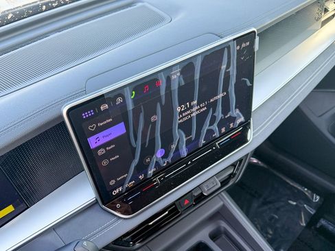 New 2026 Volkswagen Tiguan SE R-Line AWD/4WD image 20