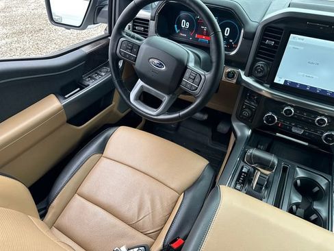 Used 2022 Ford F150 Lariat w/ Max Trailer Tow Package image 19