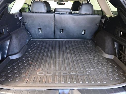 Used 2021 Subaru Outback Premium w/ Popular Package #1 AWD/4WD image 18