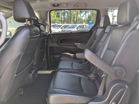 Used 2023 Honda Odyssey Touring image 14