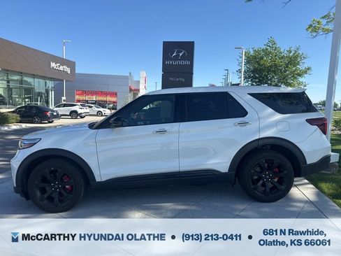 Used 2021 Ford Explorer ST w/ Equipment Group 401A AWD/4WD image 3