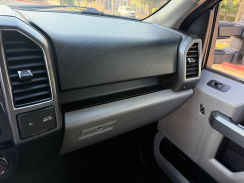 Used 2018 Ford F150 XLT w/ Equipment Group 302A Luxury RWD image 27