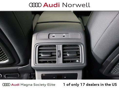 Used 2025 Audi Q5 Premium Plus w/ Premium Plus AWD/4WD image 23