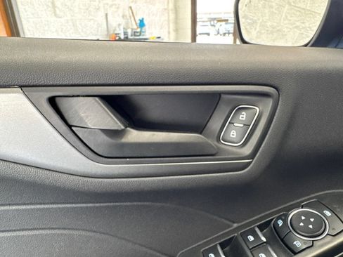 Used 2024 Ford Escape Active AWD/4WD image 35