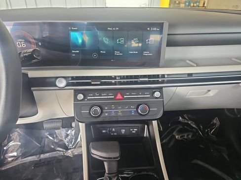 Certified 2025 Hyundai Tucson SE FWD image 20