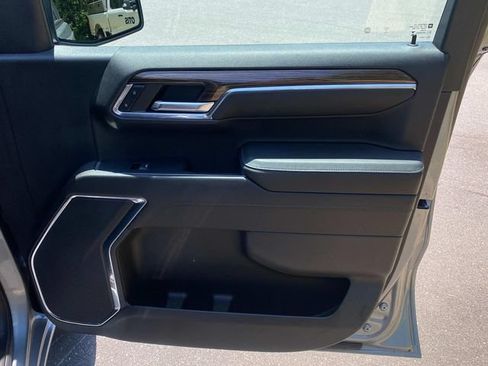 Used 2023 Chevrolet Silverado 1500 LT AWD/4WD image 35