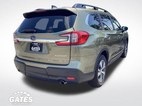 Used 2025 Subaru Ascent Premium AWD/4WD image 9