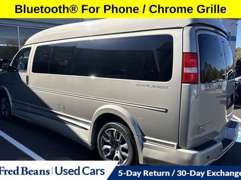 Used 2023 Chevrolet Express 2500 Extended RWD image 8
