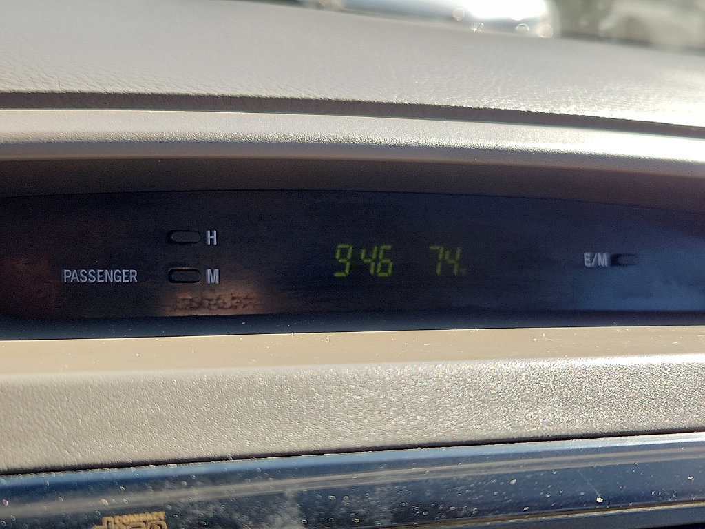 Used 2003 Toyota Camry LE FWD image 24