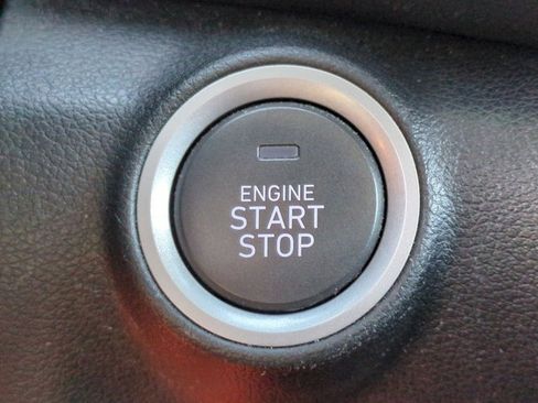 Used 2019 Hyundai Kona SEL image 28