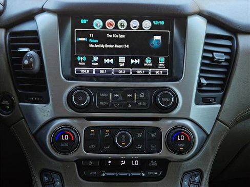 Used 2018 GMC Yukon SLT w/ Open Road Package image 13