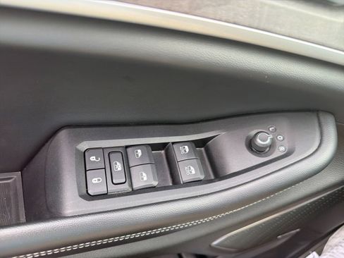 Used 2024 Jeep Grand Cherokee Limited 4xe AWD/4WD image 15