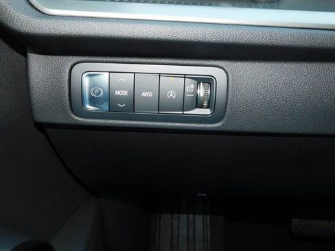 New 2026 Chevrolet Traverse LT w/ LPO, Floor Liner Package image 35