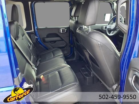 Used 2019 Jeep Wrangler Unlimited Sahara w/ Quick Order Package 24M Moab image 11