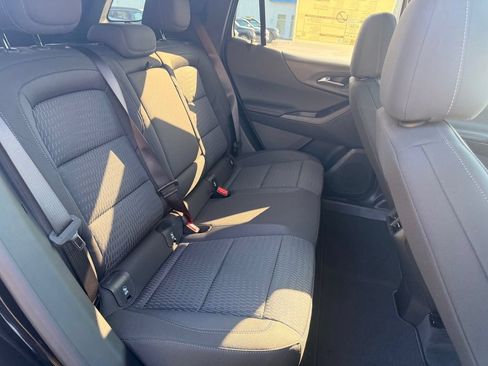 New 2027 Chevrolet Equinox LT AWD/4WD image 31