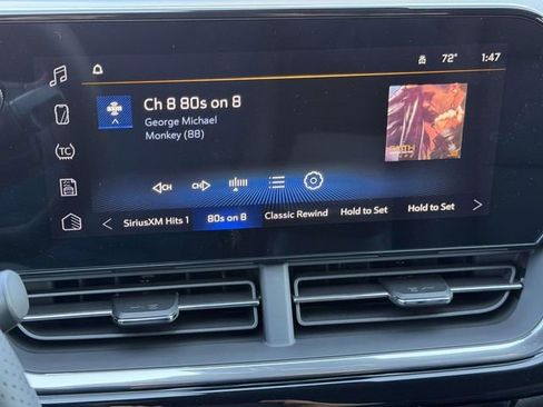 New 2026 Chevrolet Trax RS w/ Sunroof Package image 35