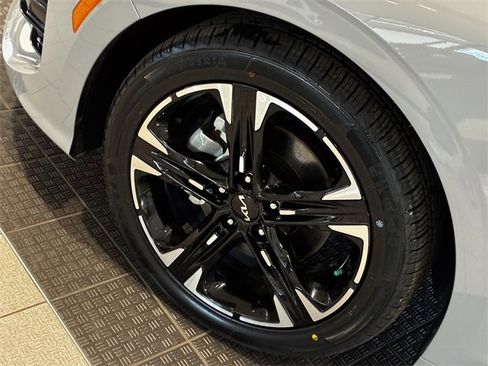 Used 2022 Kia K5 GT-Line image 9