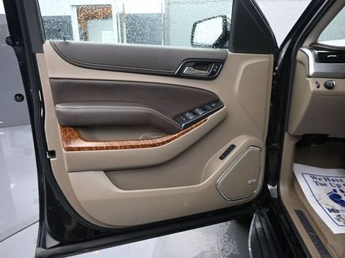 Used 2020 Chevrolet Tahoe Premier RWD image 12