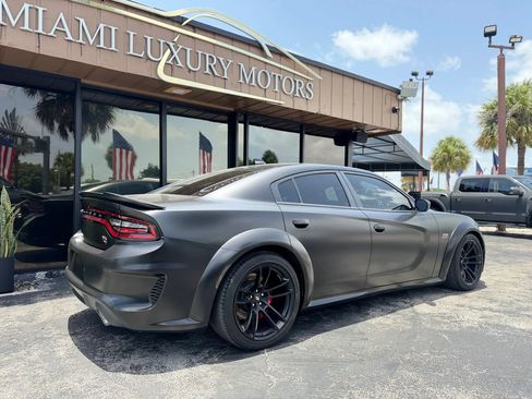Used 2022 Dodge Charger Scat Pack RWD image 15