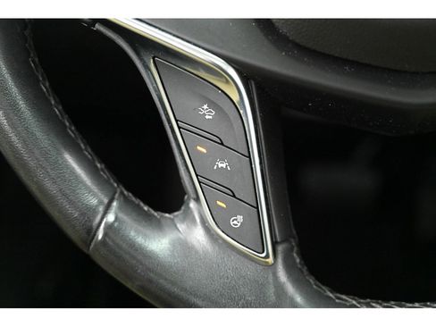 Used 2019 Cadillac XT5 Luxury image 41