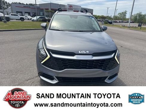 Used 2023 Kia Sportage EX AWD/4WD image 8