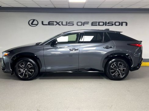 Used 2026 Lexus RZ 450e AWD w/ Technology Package image 4