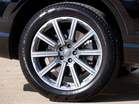 Used 2018 Audi Q7 3.0T Prestige w/ Prestige Package image 46