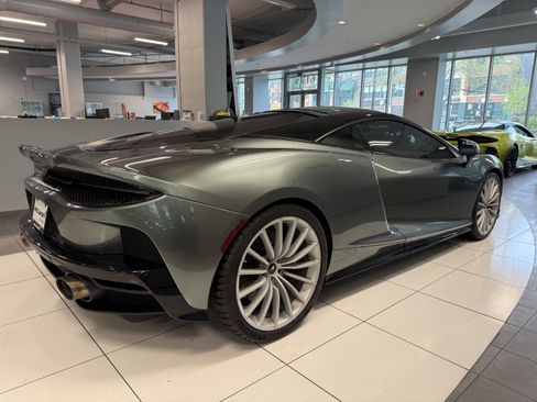 Used 2023 McLaren GT RWD image 4