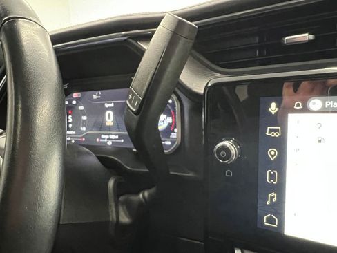 Used 2024 GMC Sierra 3500 Denali Ultimate AWD/4WD image 18