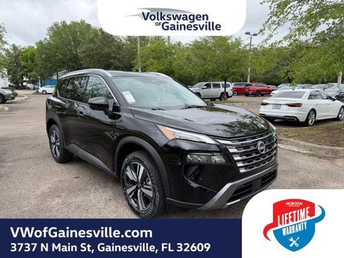 Used 2026 Nissan Rogue SL AWD/4WD image 1