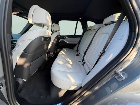 New 2026 BMW X5 xDrive40i w/ Climate Comfort Package AWD/4WD image 23