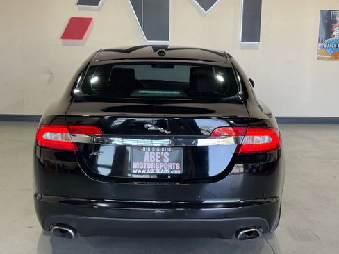 Used 2011 Jaguar XF image 8