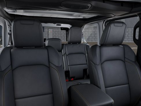 New 2026 Jeep Wrangler Unlimited Sahara AWD/4WD image 34
