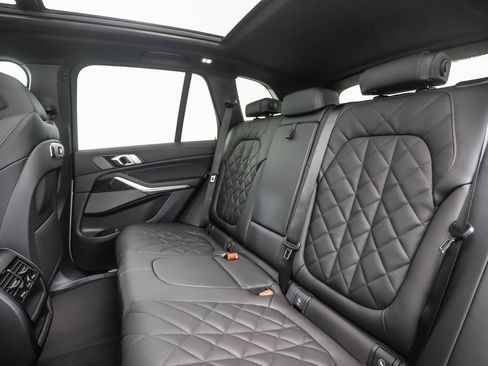 Used 2026 BMW X5 xDrive40i w/ M Sport Package image 21