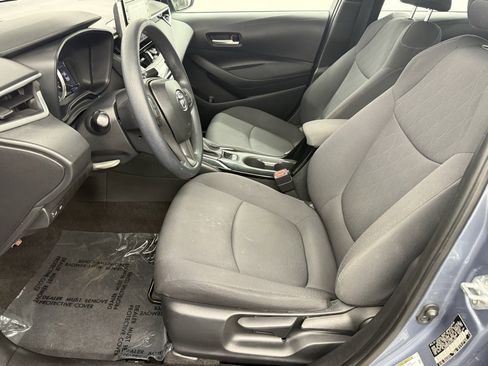Used 2020 Toyota Corolla LE image 16