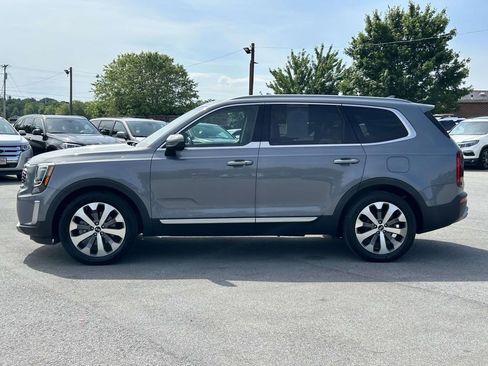 Used 2020 Kia Telluride S w/ S 8 Passenger Seating Package AWD/4WD image 6