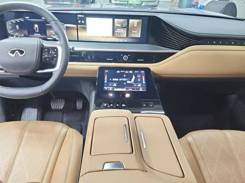 Used 2025 INFINITI QX80 Sensory AWD/4WD image 25