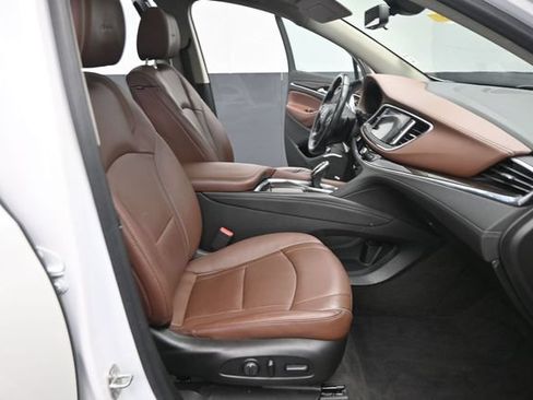 Used 2019 Buick Enclave Avenir w/ Avenir Technology Package AWD/4WD image 30