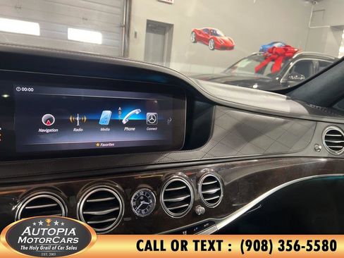 Used 2019 Mercedes-Benz S 560 S 560 4MATIC w/ Premium Package image 33