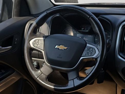 Used 2020 Chevrolet Colorado LT w/ LT Convenience Package image 19